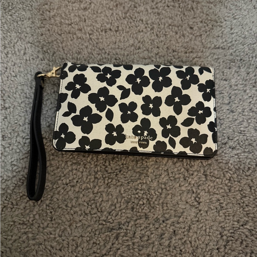 Kate Spade Black and Cream Floral Wristlet